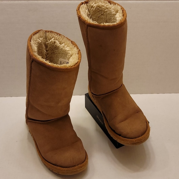 Ugg Classic Tall boots women's size 5 - Picture 2 of 7